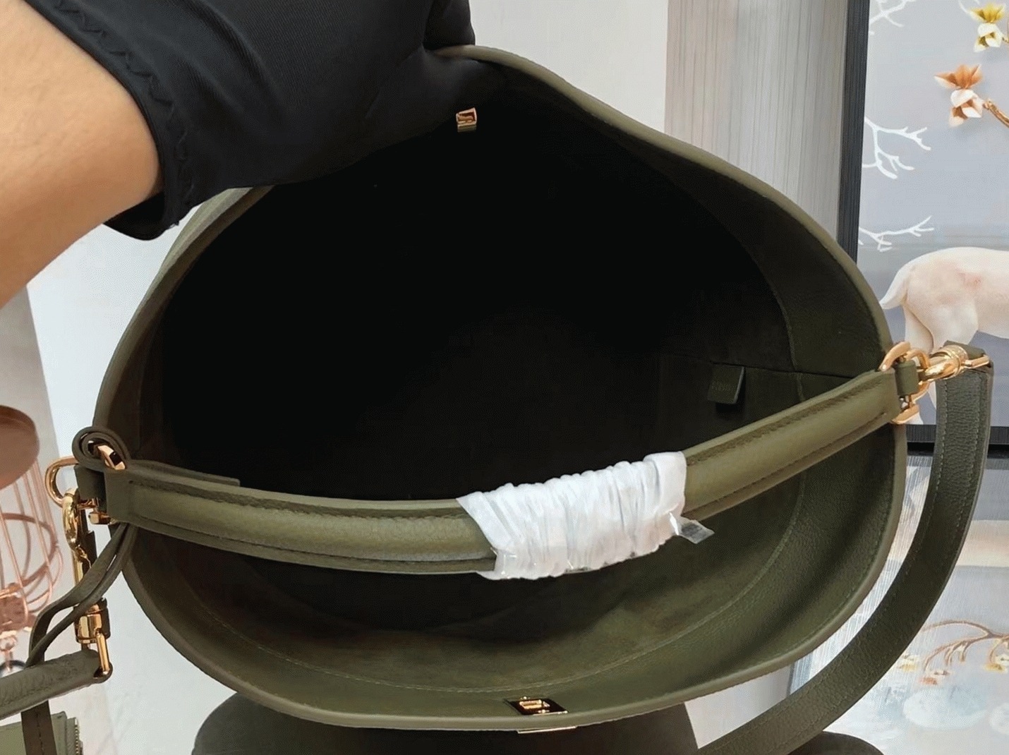 Top Quality Replica Ce1i*e Bucket 16 Bag In Dark Olive