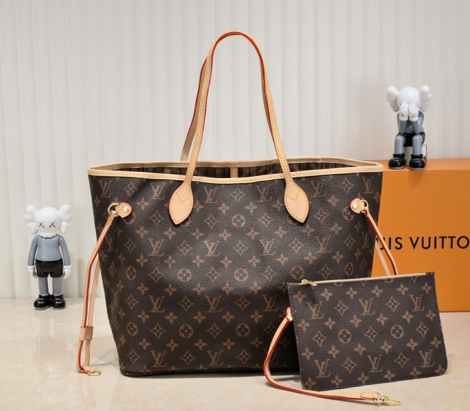 L0vis Vvtt0n Monogram Canvas Neverfull MM Tote In Beige