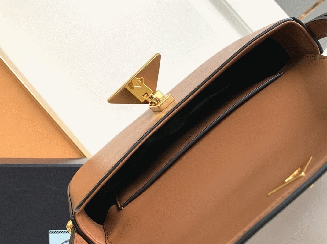 Pra*a Shoulder Bag Knockoff in Cognac Smooth Calfskin