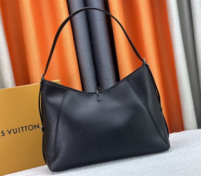 L0vis Vvtt0n X TM CarryAll Vibe MM In Black