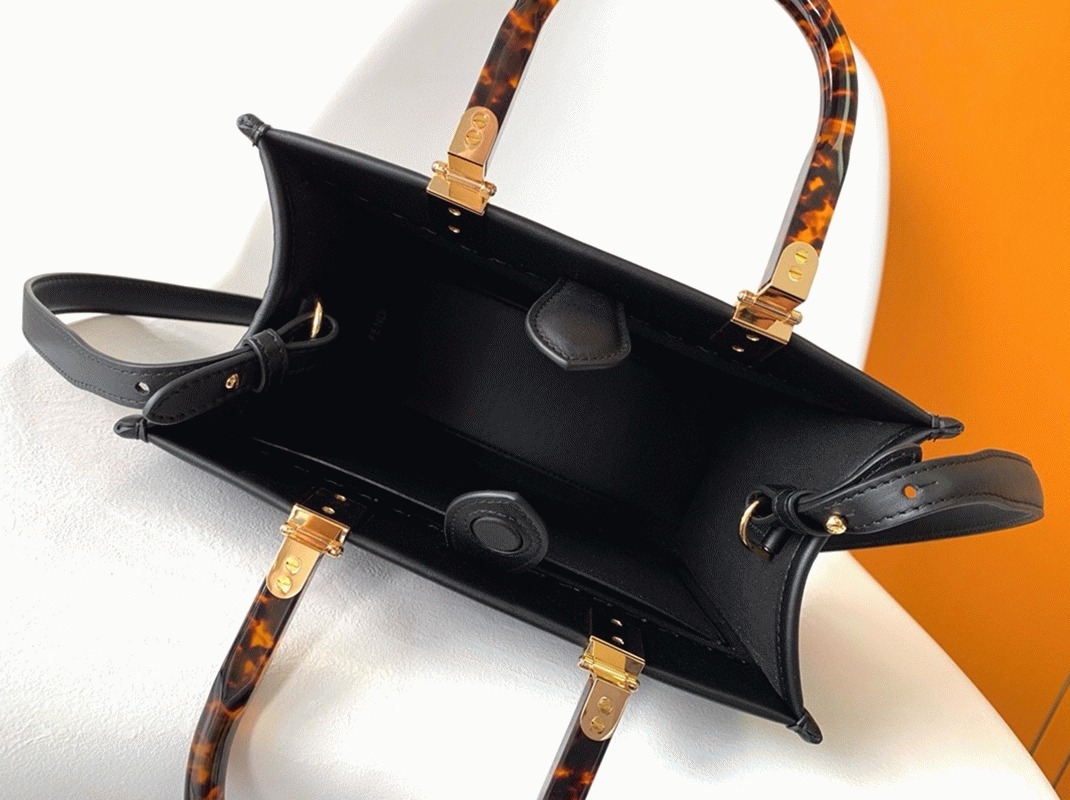 Top Quality Fake F**di Sunshine Medium Tote Bag In Black Calfskin