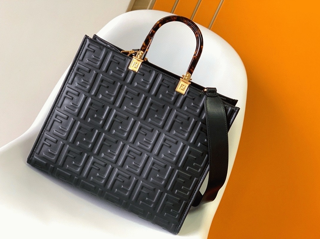Top Quality Replica F**di Sunshine Medium Tote Bag In Black FF Calfskin