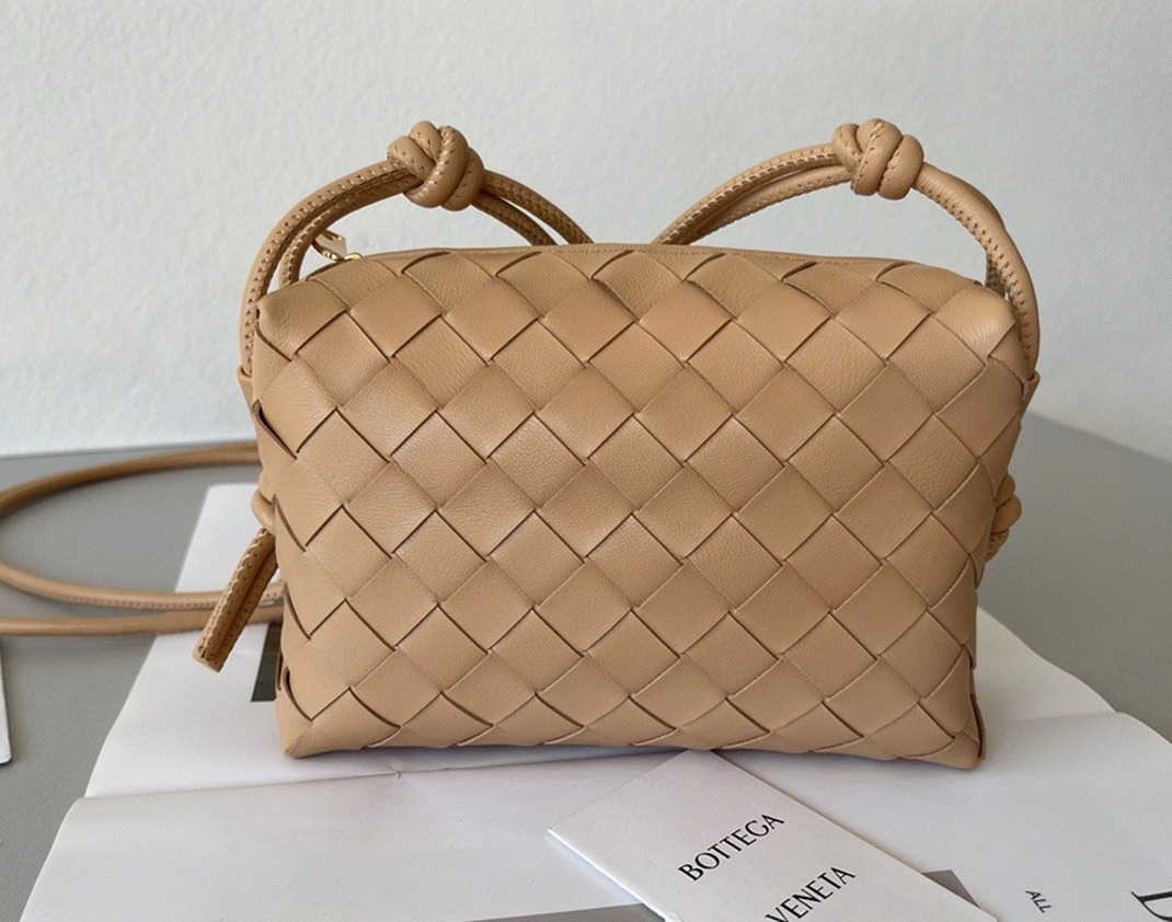Fake B0tt*ga Ven*ta Loop Mini Bag Almond