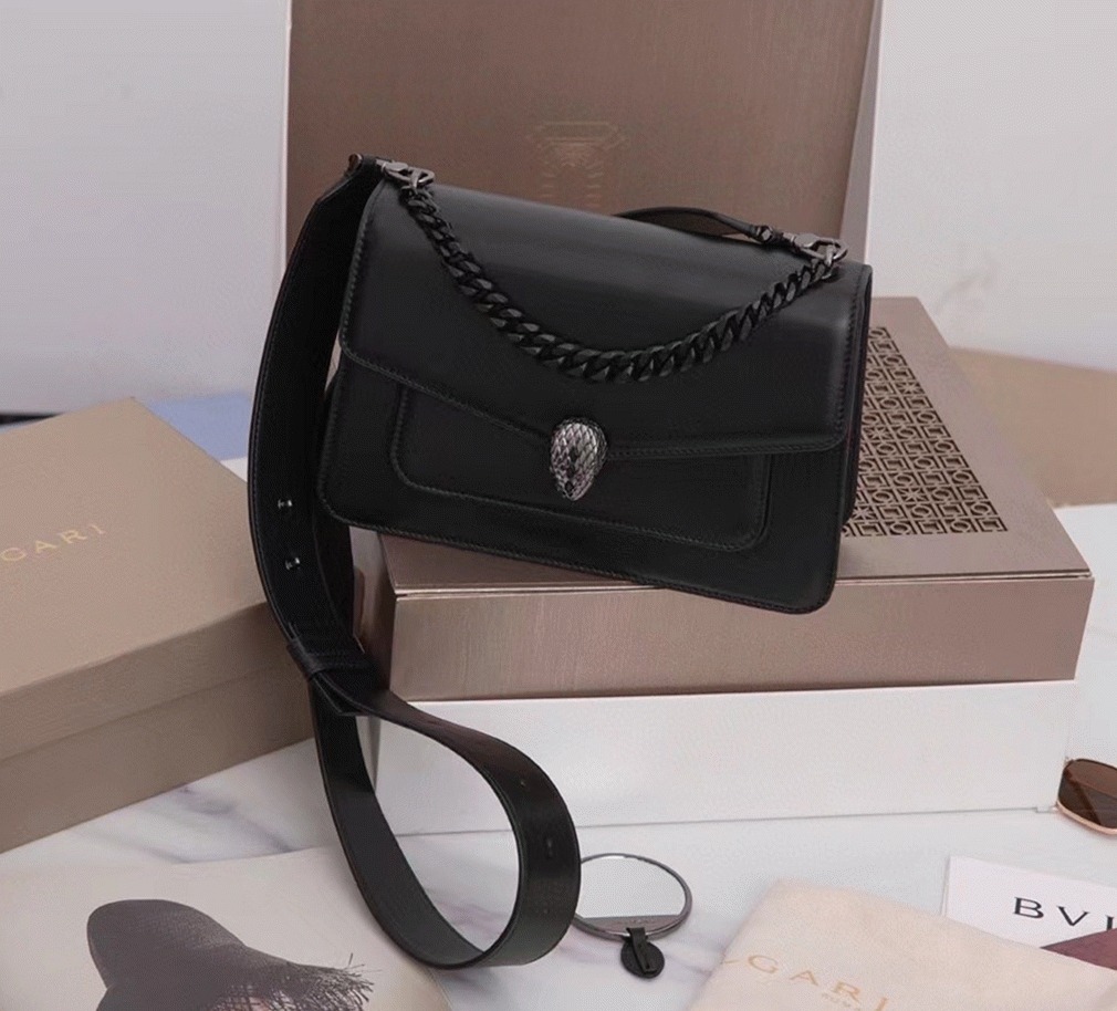 Fake Bv1g*ai Serpenti Forever Medium Crossbody Bag with Chain Noir