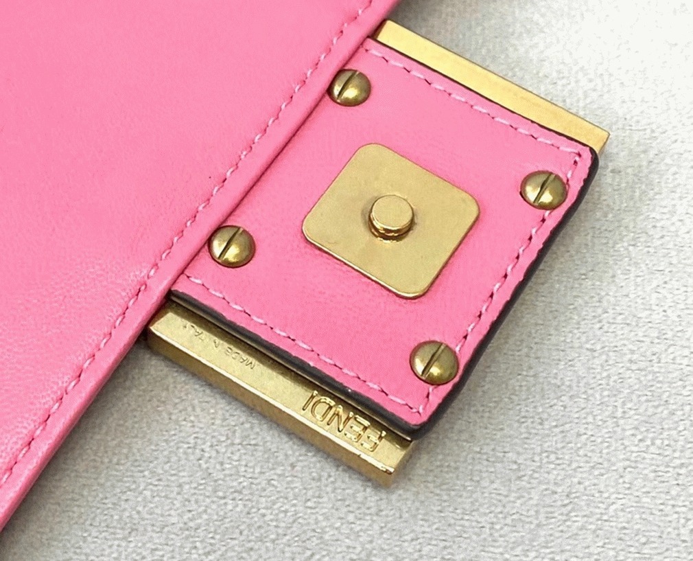 Top Quality Faux F**di Small Baguette Bag In Pink FF