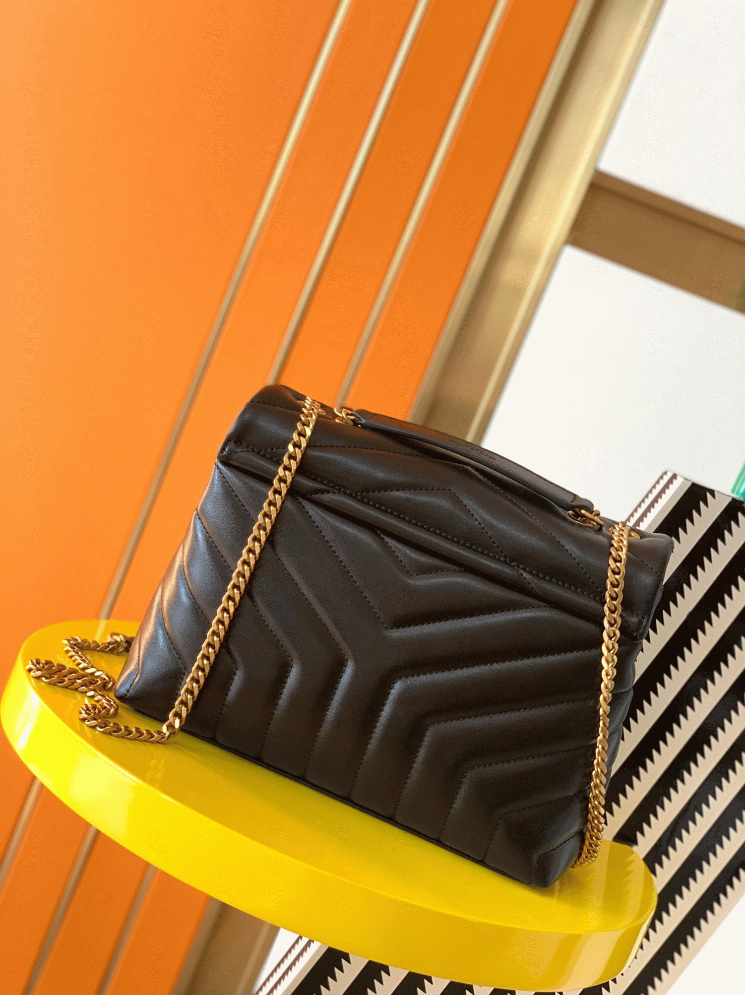 Replica Designer Sa1nt Lau*nt LouLou Small Chain Bag Black