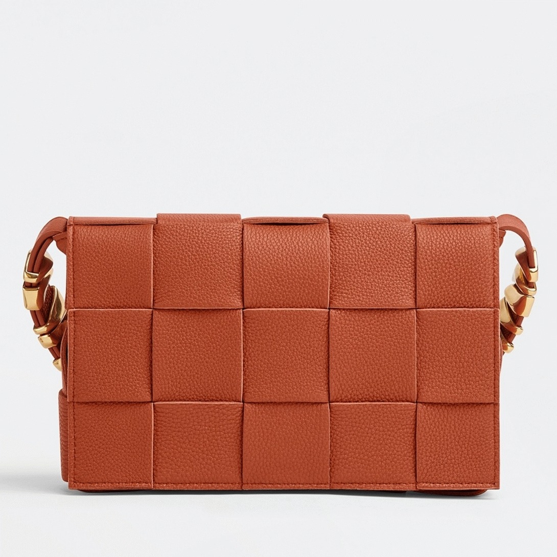 Top Quality Knockoff B0tt*ga Ven*ta Cassette Bag In Maple