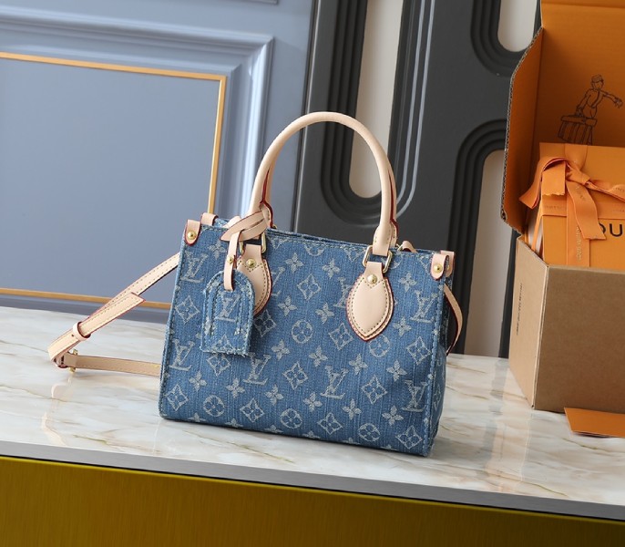 monogram De*1m onthego pm in blue