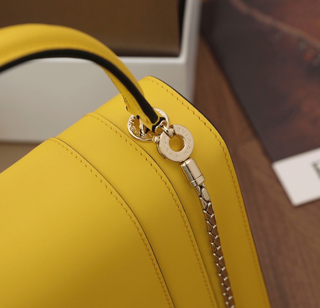 Fake Bv1g*ai Serpenti Forever Small Bag Yellow Calfskin