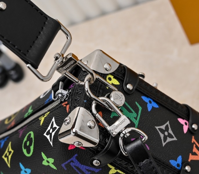 LV X TM Multicolored Side Trunk MM In Black