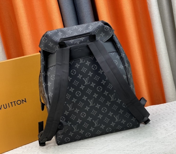 L0vis Vvtt0n Monogram Eclipse Montsouris Backpack
