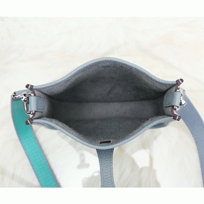 Blue Lin Color Fake H**me5 Evelyne II TPM Compact Bag