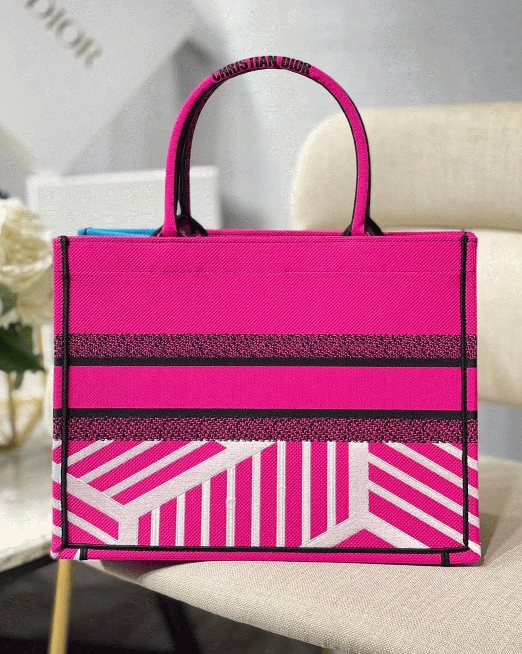 D10r Medium Book Tote Bag Fake in Pink D-Jungle Pop Embroidery