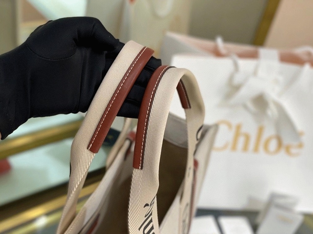 top quality imitation Ch10e large woody tote bag in canvas with brown leather strips