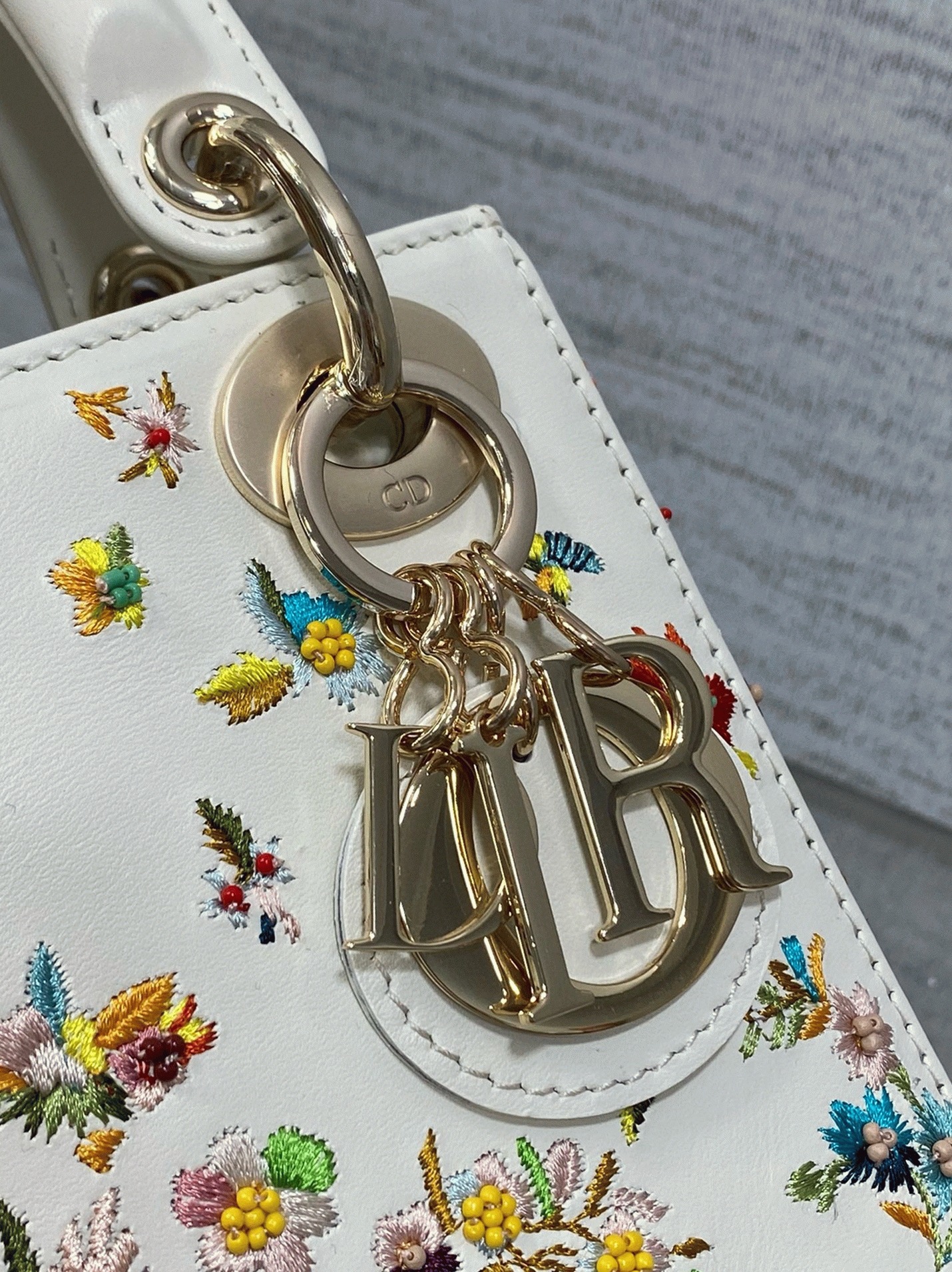 D10r Lady D10r Mini Bag Knockoff in White Calfskin with Multicolor Small Flowers