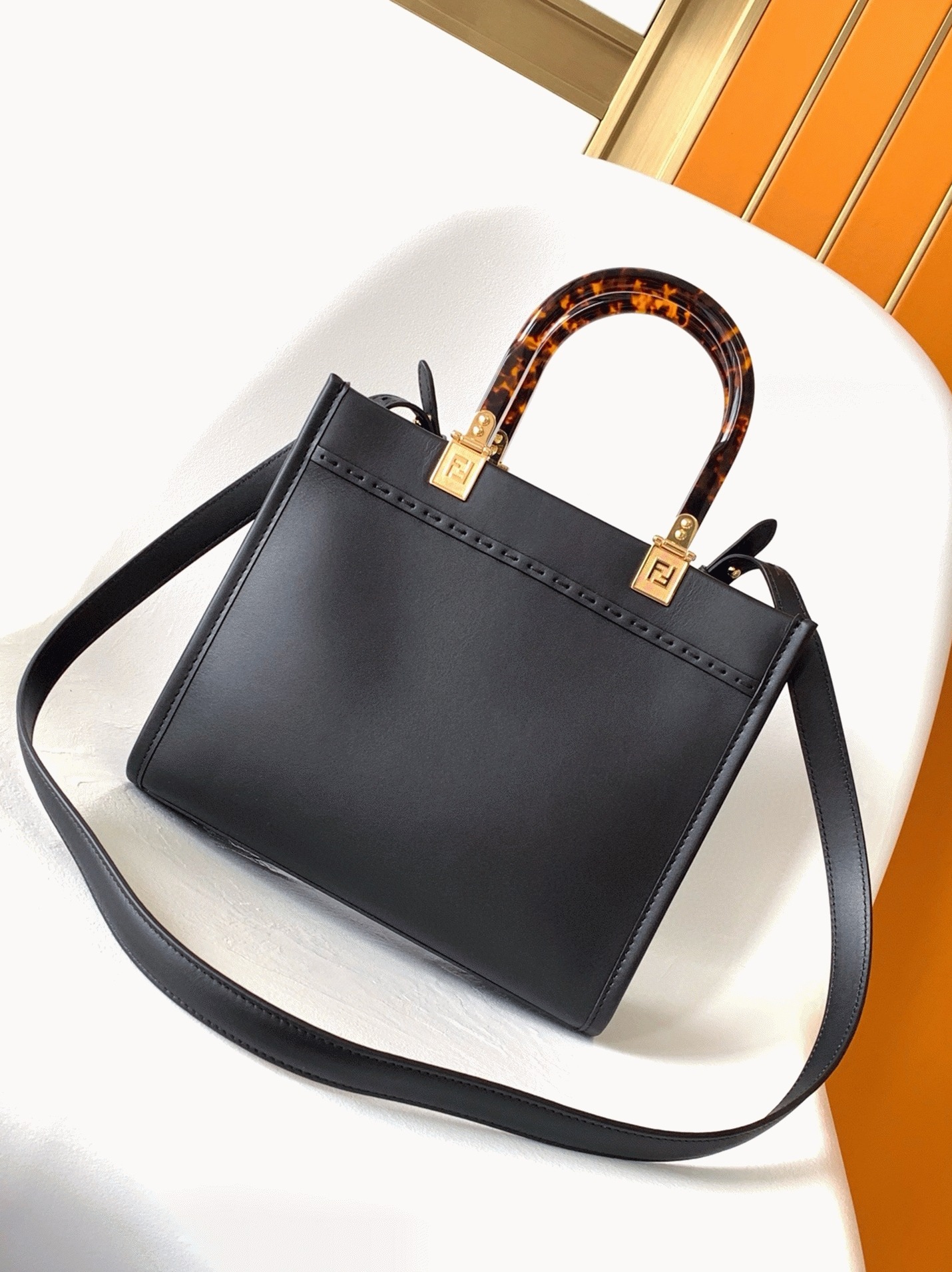 Top Quality Fake F**di Sunshine Medium Tote Bag In Black Calfskin