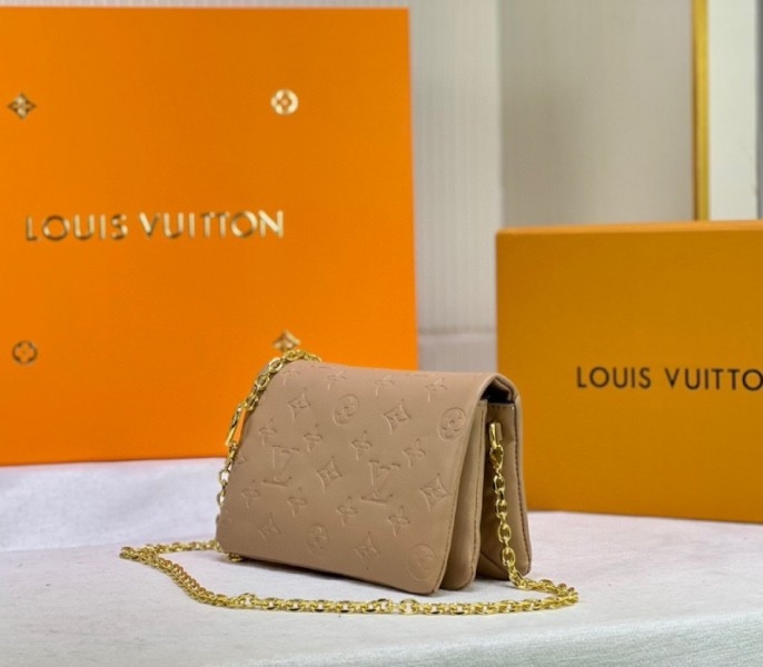 L0vis Vvtt0n Coussin Pochette In Camel