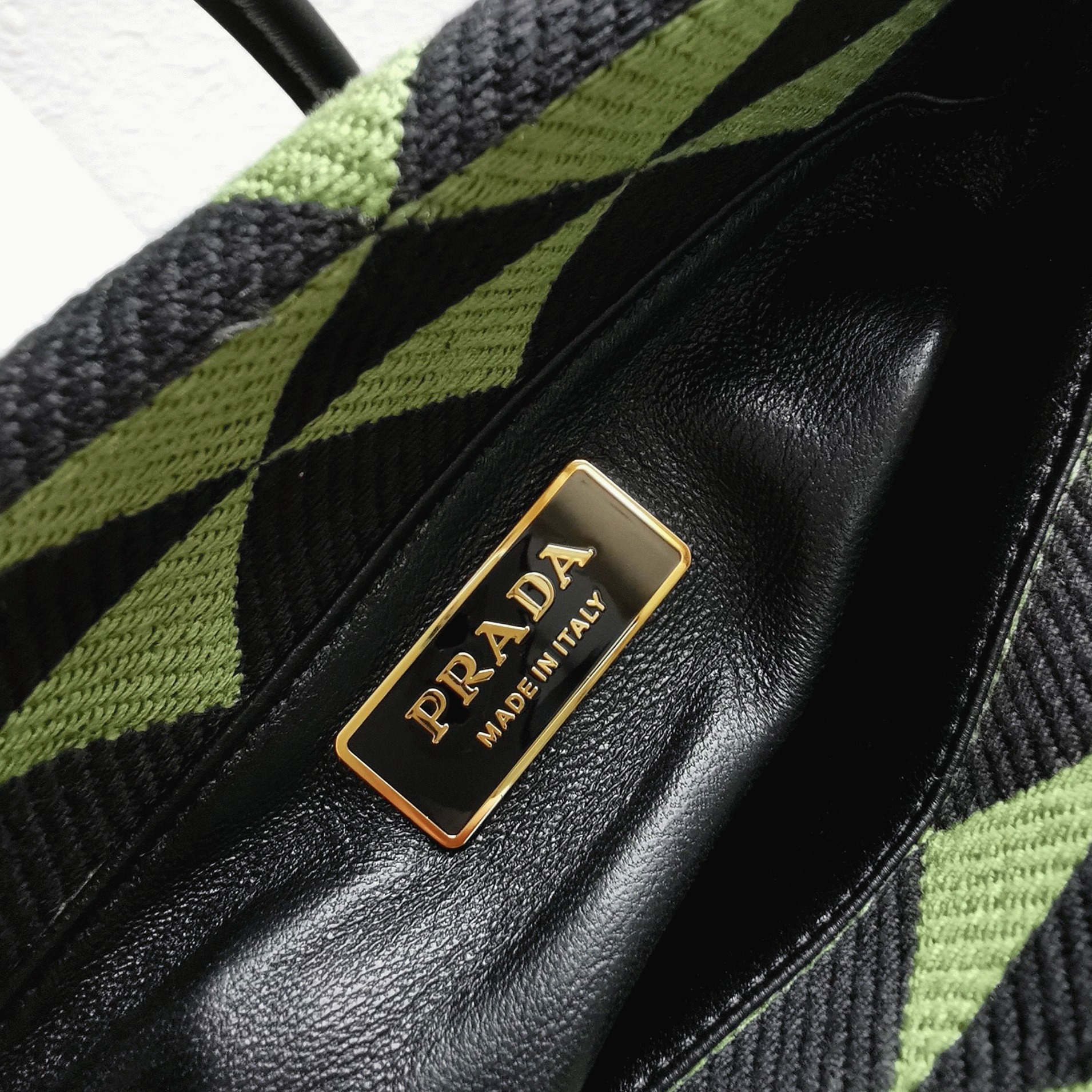 Pra*a S*pernova Small Shoulder Bag Replica in Black/Green