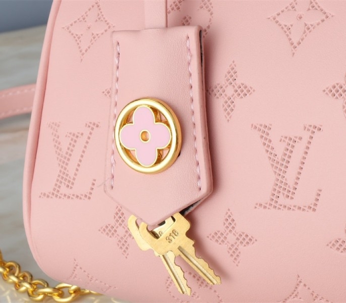 L0vis Vvtt0n Other Leathers Speedy Bandouliere 20 Handbag In Pink Opal