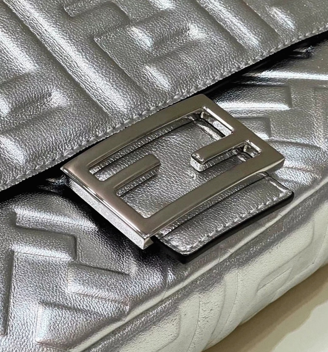 Top Quality F**di Medium Baguette Bag In Silver FF