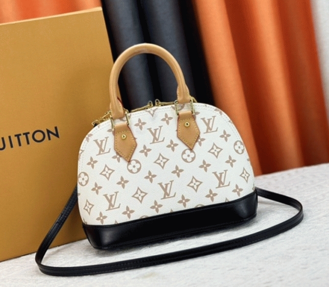 L0vis Vvtt0n Monogram Dune Canvas Alma BB Bag