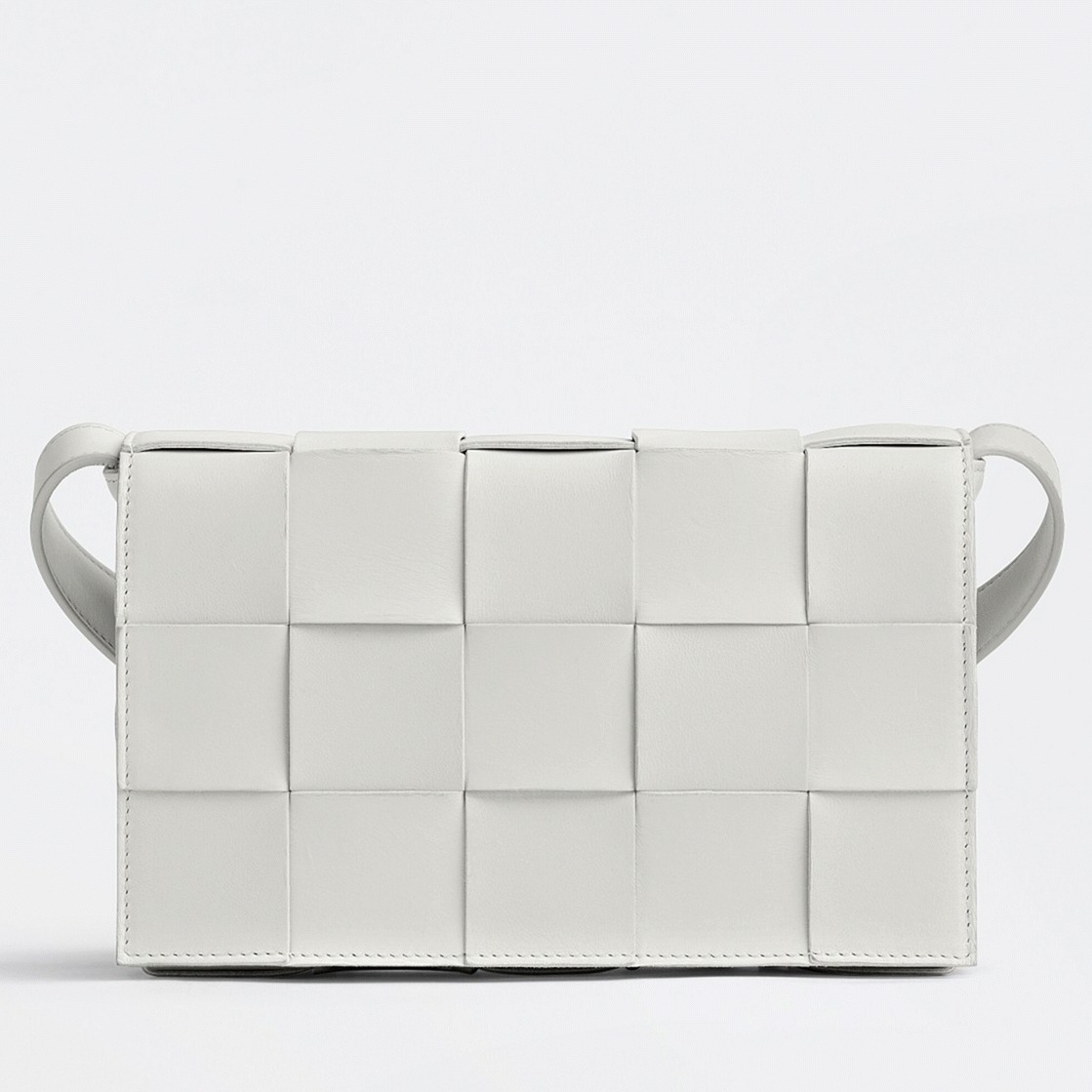 Top Quality Replica B0tt*ga Ven*ta Cassett Bag In White