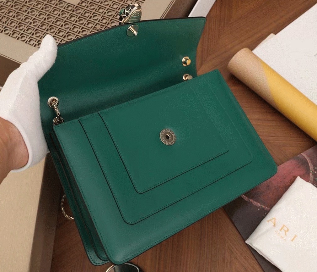 Replica Bv1g*ai Serpenti Forever Large Shoulder Bag Green Calfskin