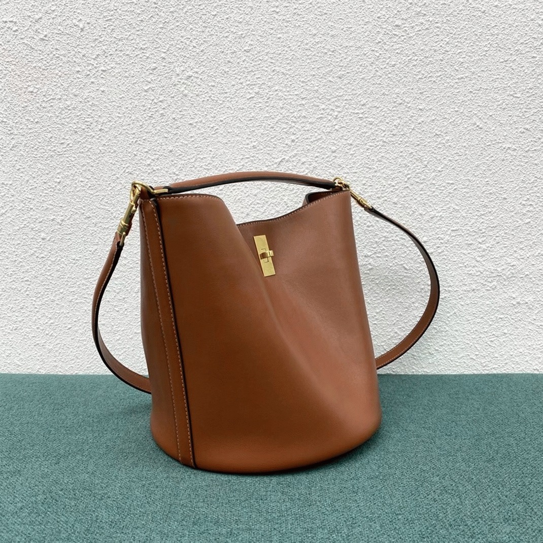 Brown Ce1i*e Bucket 16 Replica Bag