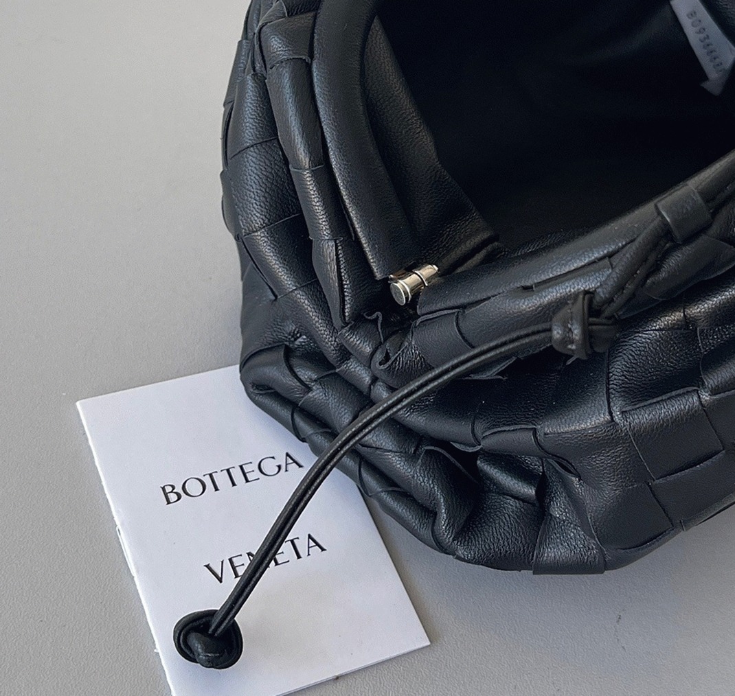 Knockoff B0tt*ga Ven*ta Mini Pouch with Strap Black