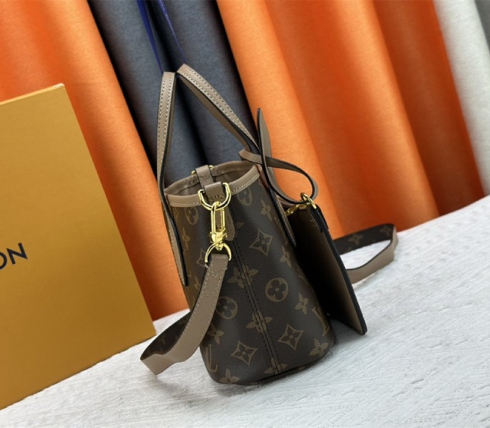 L0vis Vvtt0n Neverfull Bandouliere Inside Out BB Tote In Monogram Canvas And Khaki Green Leather