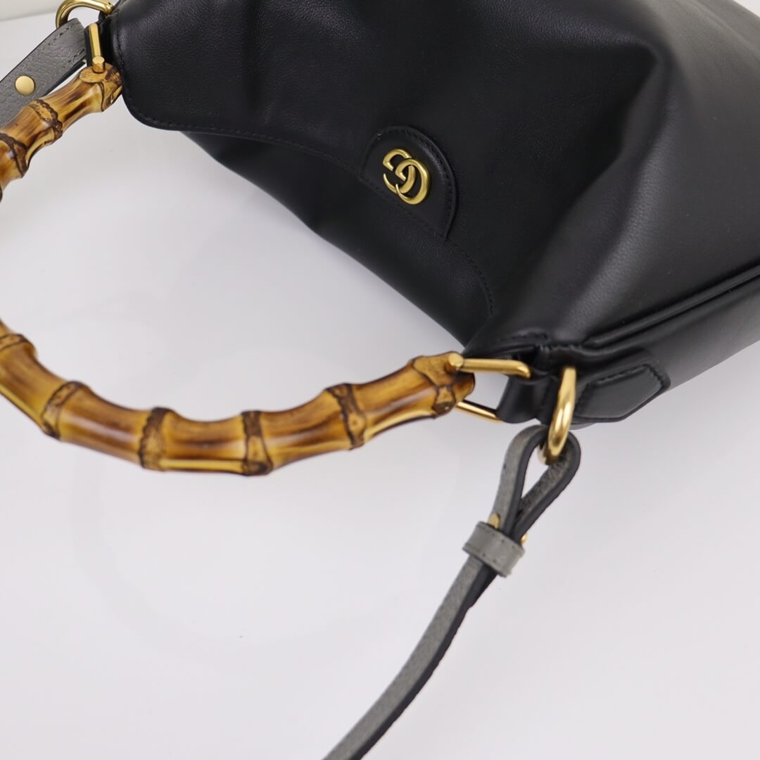 Gvc*1 Diana Medium Shoulder Bag
