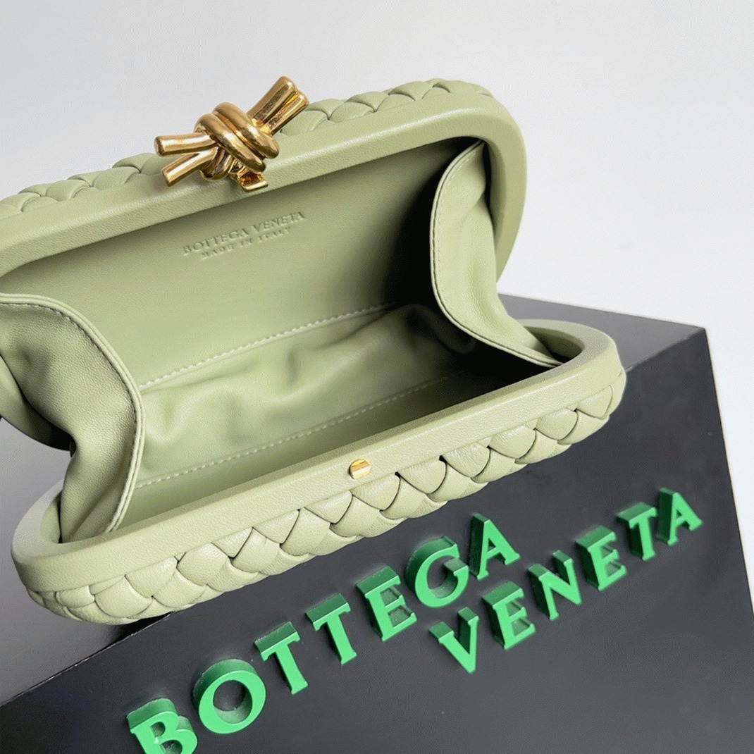 Replica B0tt*ga Ven*ta Knot Minaudiere Clutch Travertine