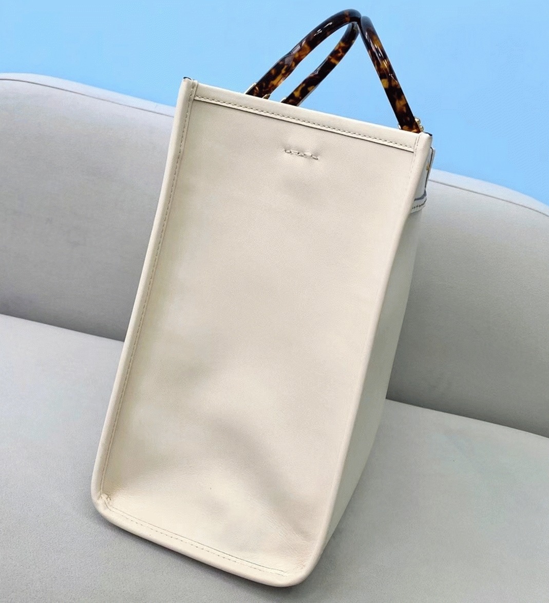Top Quality Fake F**di Sunshine Medium Tote Bag In White Calfskin