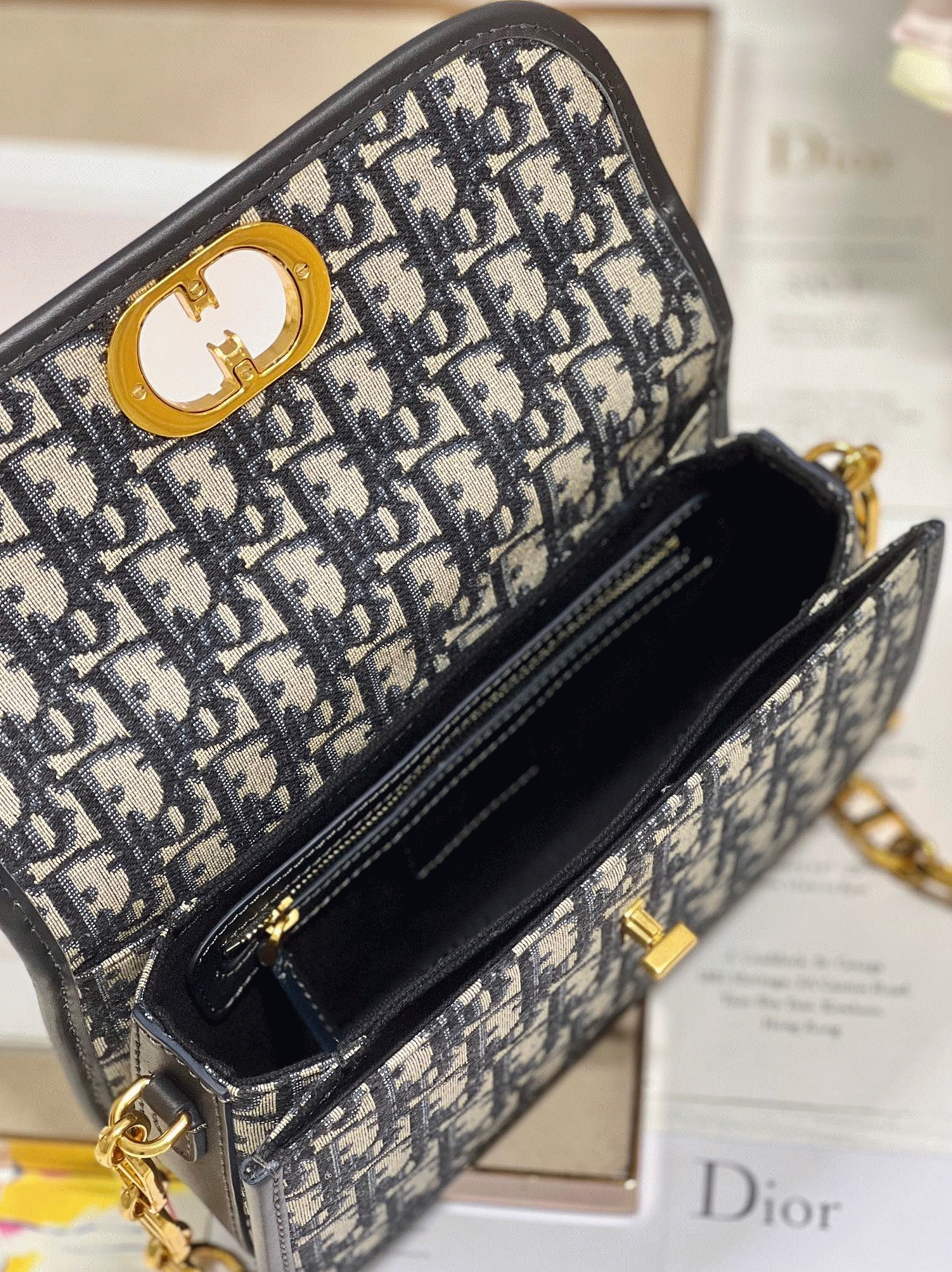 D10r 30 Montaigne Avenue Bag Fake in Blue D10r Oblique Jacquard