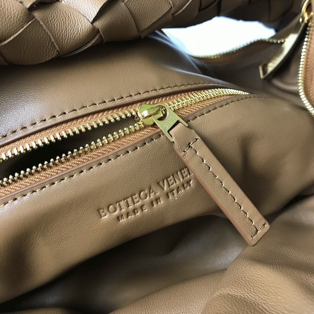 Replica B0tt*ga Ven*ta BV Jodie Small Bag Caramel