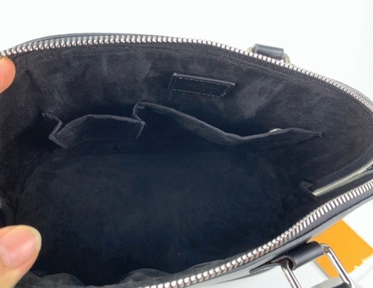 L0vis Vvtt0n Epi Leather Alma PM Jacquard Strap Handbag In Black