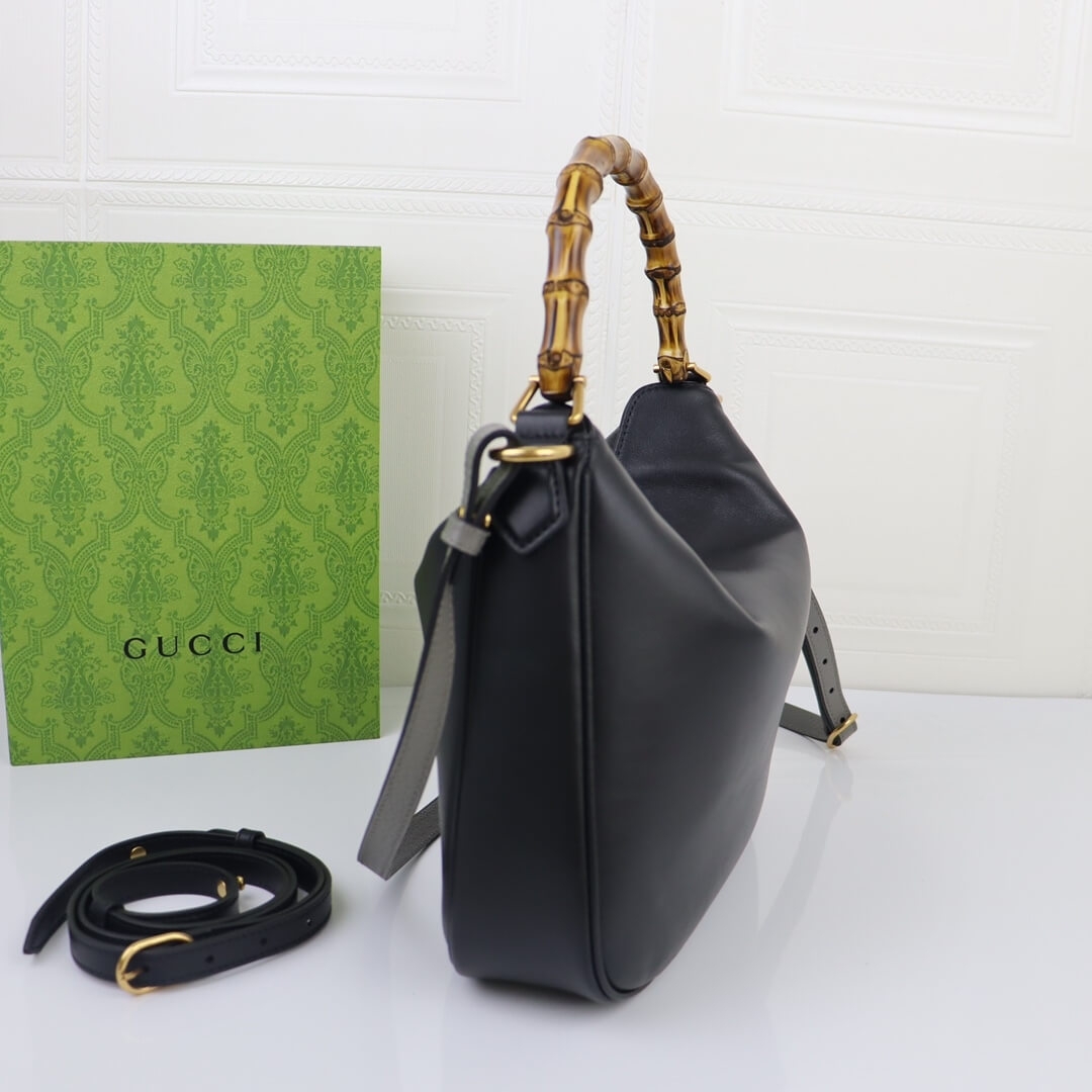 Gvc*1 Diana Medium Shoulder Bag