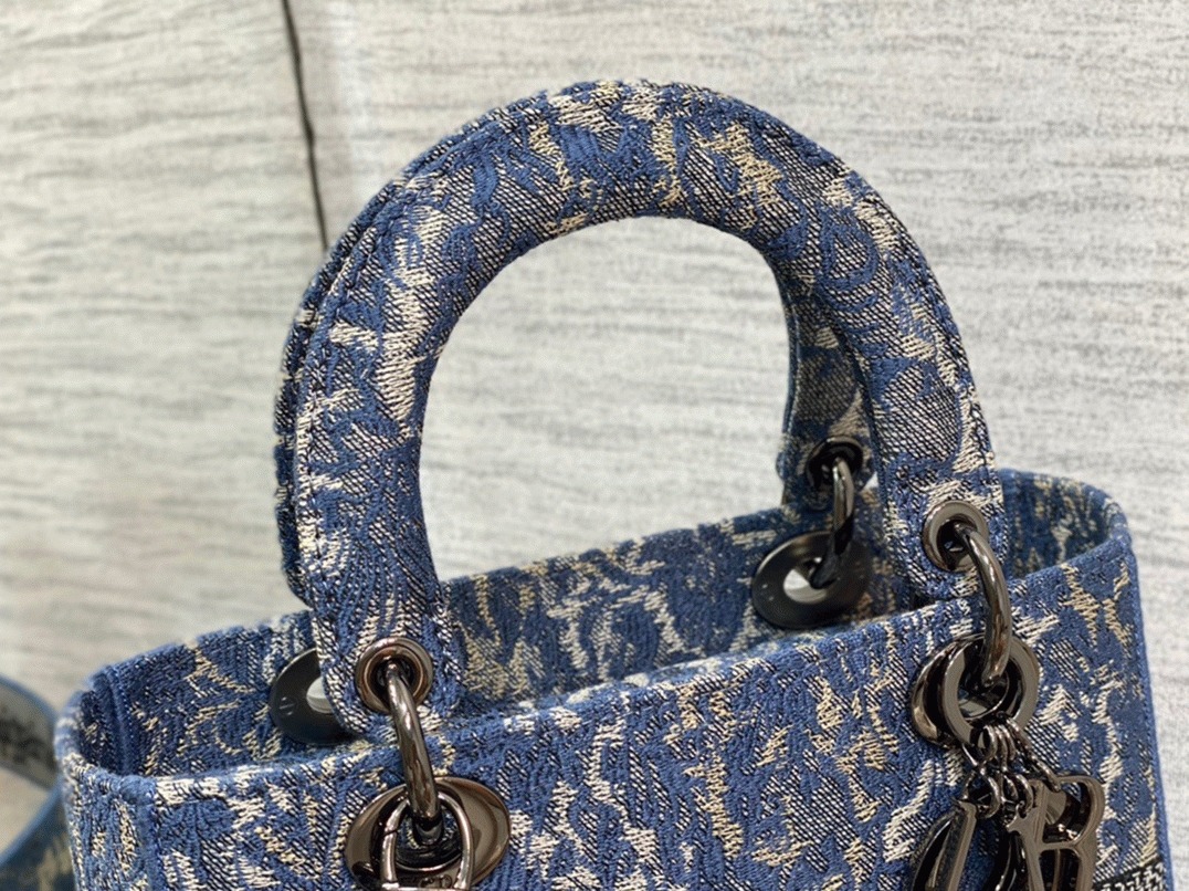 d10r lady d-lite medium bag replica in blue brocart De*1m-effect embroidery