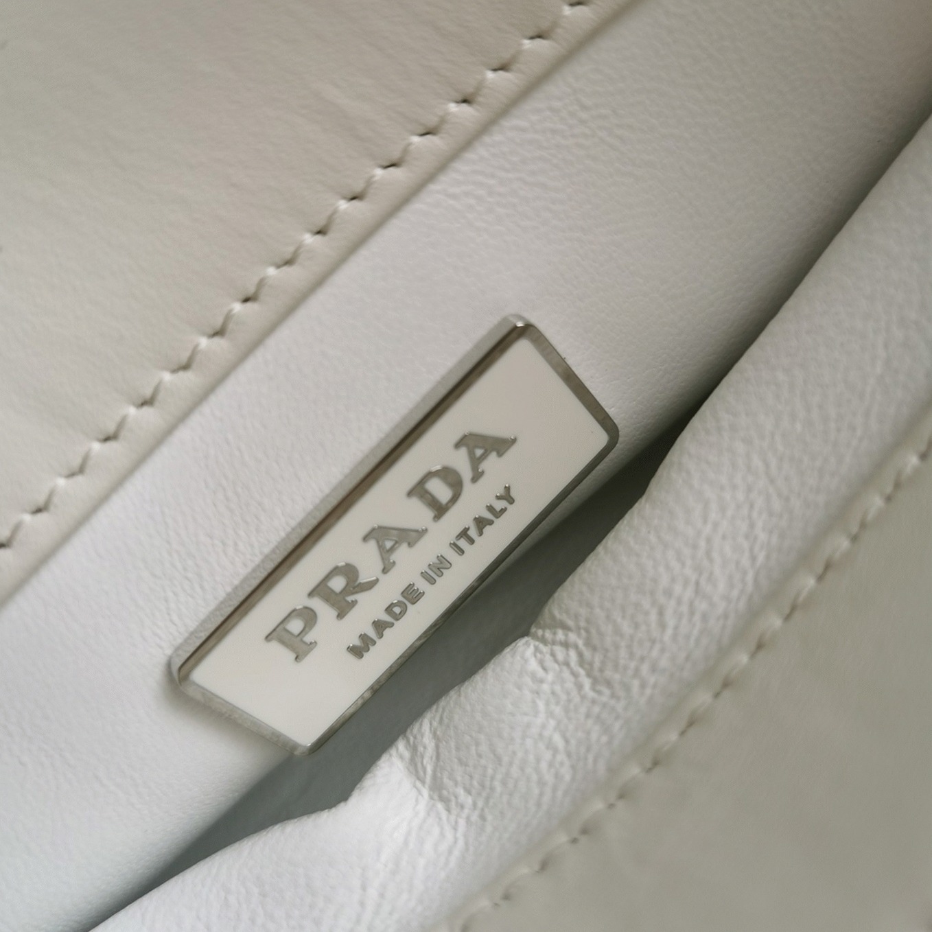 Pra*a S*pernova Small Shoulder Bag Knockoff in White