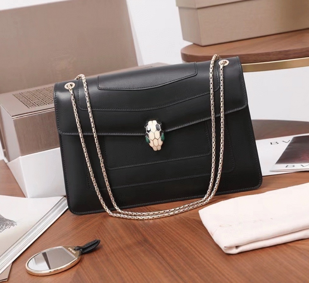 Replica Bv1g*ai Serpenti Forever Large Shoulder Bag Black Calfskin