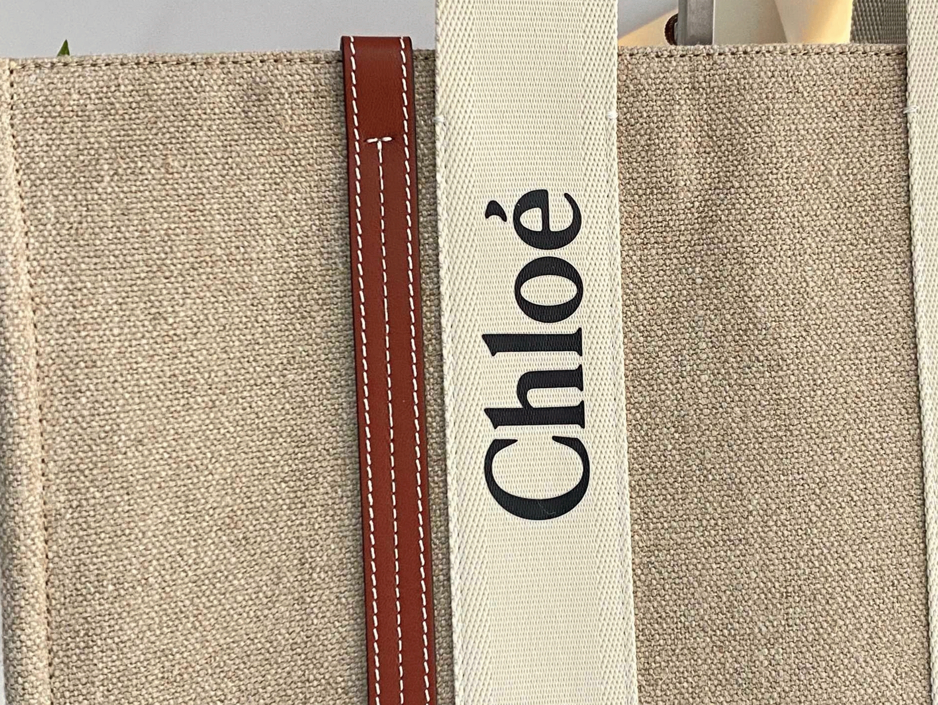 top quality fake Ch10e medium woody tote bag in canvas with tan leather strips