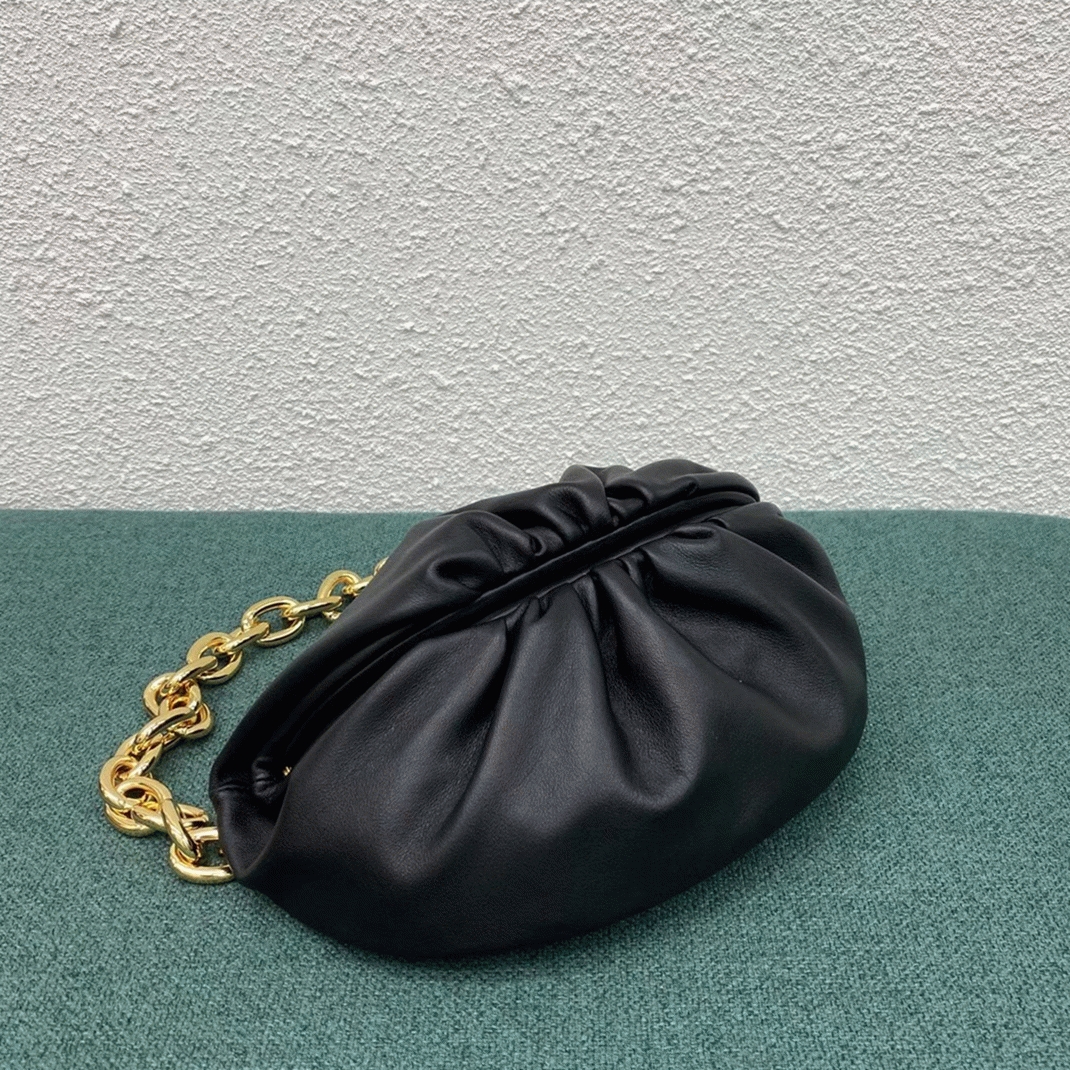 Replica B0tt*ga Ven*ta The Pouch Belt Bag Black