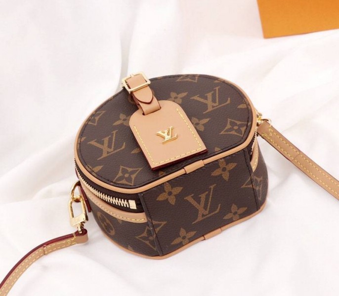 L0vis Vvtt0n Monogram Canvas Mini Boite Chapeau