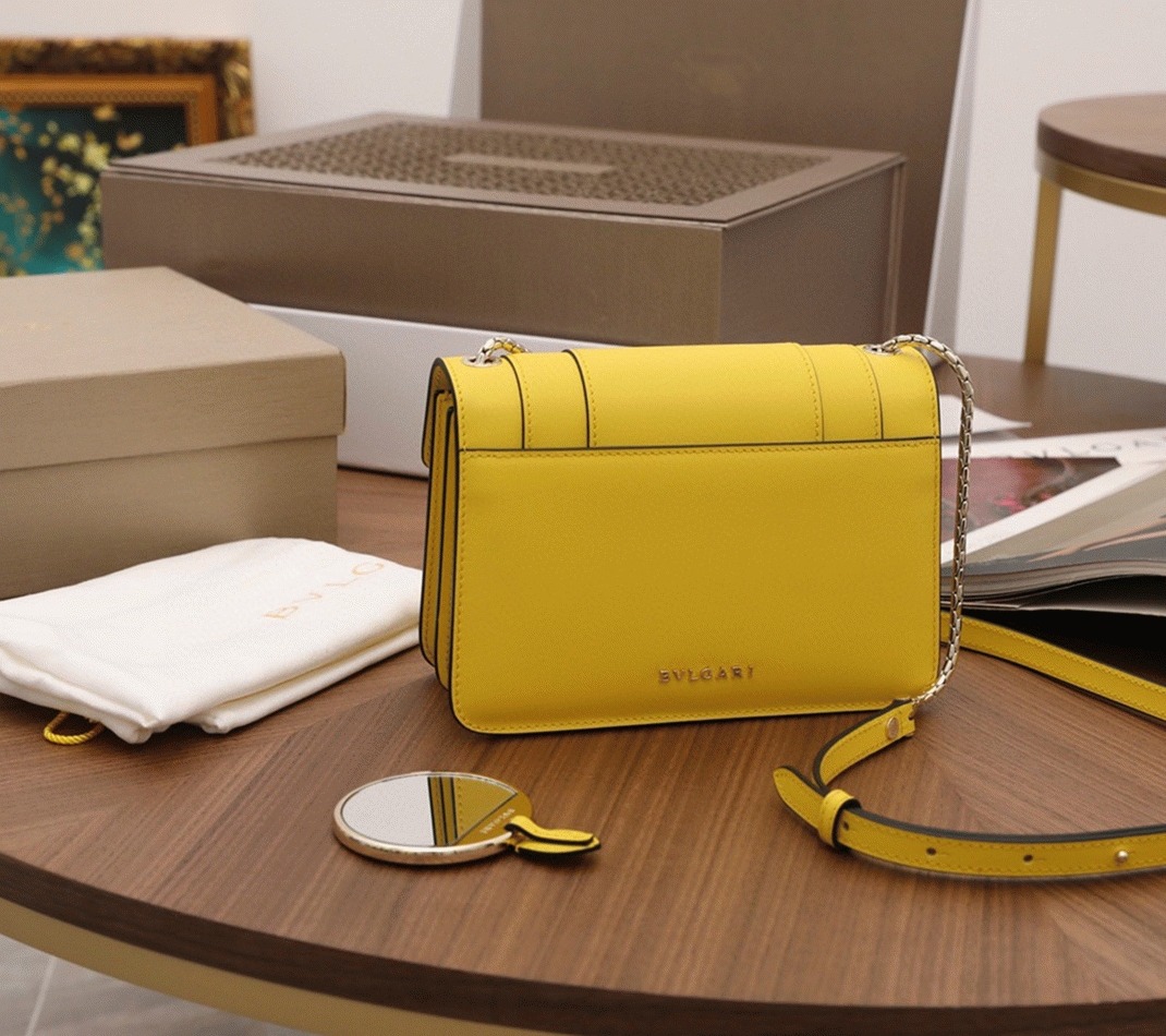 Replica Bv1g*ai Serpenti Forever Small Crossbody Bag Yellow Calfskin