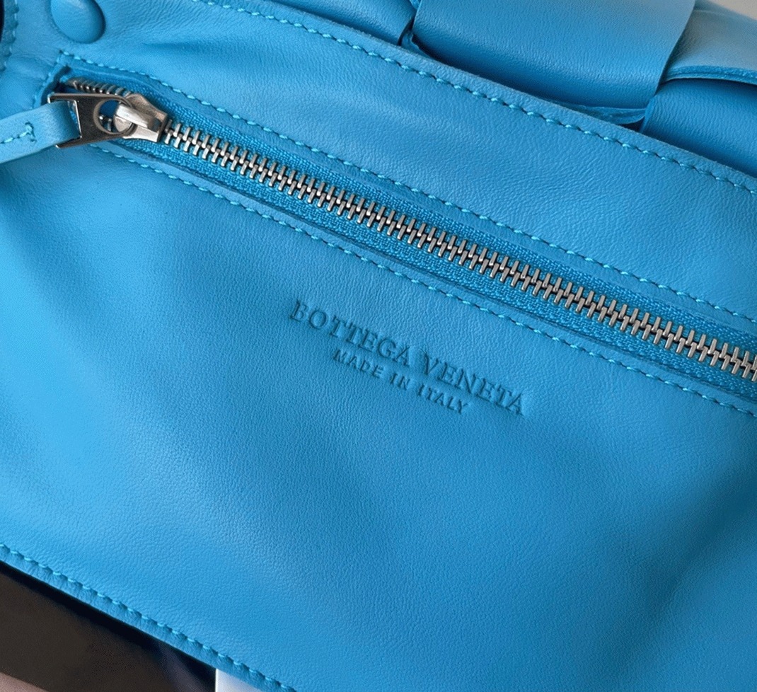 Top Quality Replica B0tt*ga Ven*ta Cassette Bag In Mallard