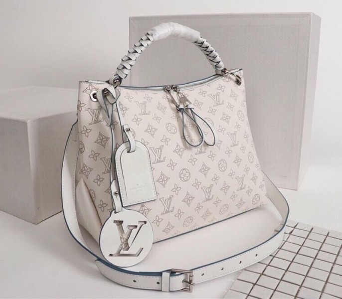 LV Mahina Beaubourg MM Hobo In Off White