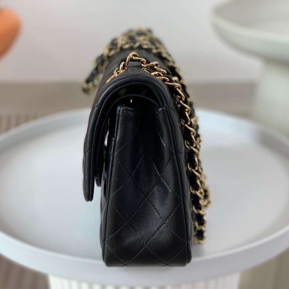 Ch**el Classic handbag medium (High-end grade)