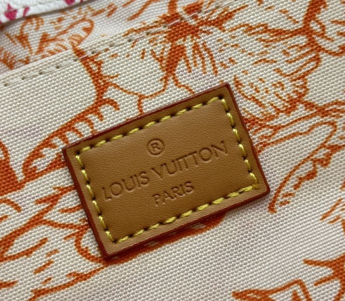 L0vis Vvtt0n LV By The Pool Monogram Tiles Canvas Metis Handbag In Coral