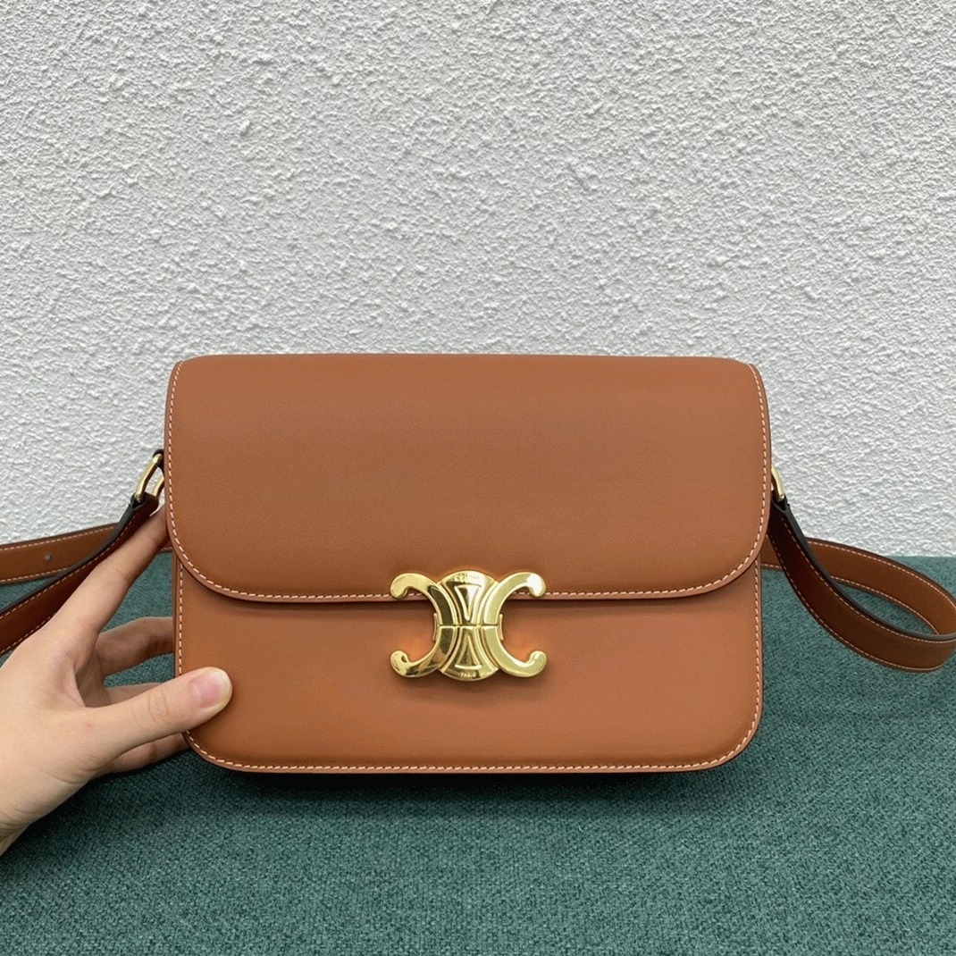 Top Quality Faux Ce1i*e Triomphe Medium Bag In Brown