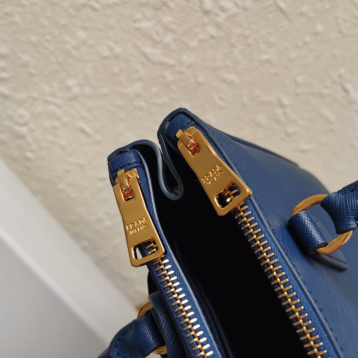 Bluette Pra*a Galleria Medium Bag Knockoff